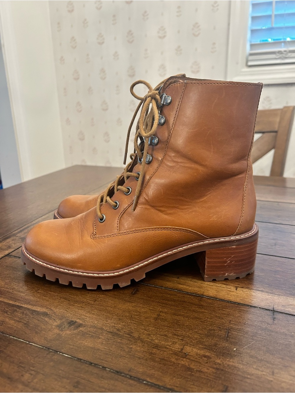 Madewell Tan Leather Lace-Up Lug Heel Boots